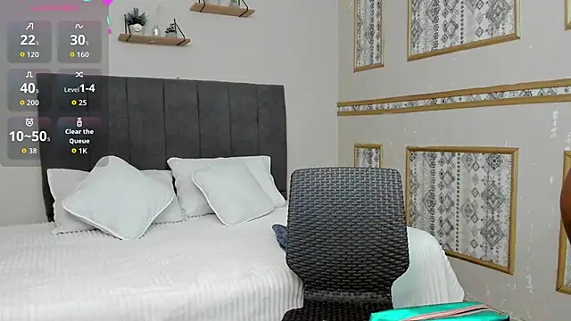 MIssZhoe online show from 21, 11, 2025