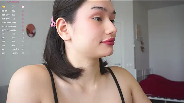 Snapshot of SoftLuna chatting on 11, 5, 2026 SoftLuna online show from 11, 5, 2026