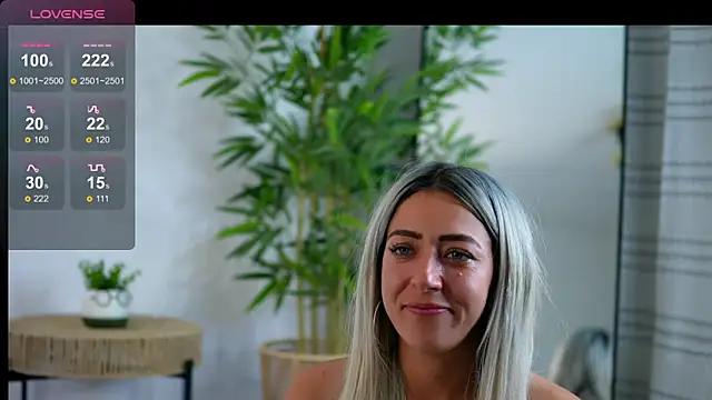 JuliaHyde online show from 16, 4, 2026