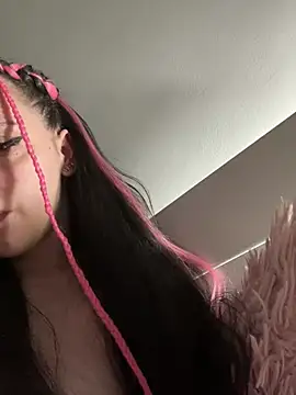 bettyButterfly online show from 14, 3, 2026