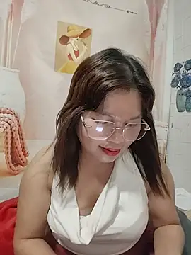 Snapshot of Cover-baa chatting on 10, 7, 2026 Cover-baa online show from 10, 7, 2026