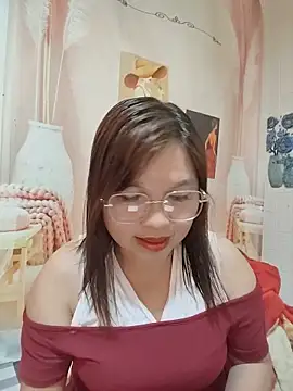 Snapshot of Cover-baa chatting on 12, 6, 2026 Cover-baa online show from 12, 6, 2026