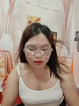 Snapshot of Cover-baa chatting on 12, 7, 2026 Cover-baa online show from 12, 7, 2026