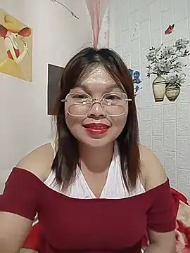 Snapshot of Cover-baa chatting on 2, 7, 2026 Cover-baa online show from 2, 7, 2026