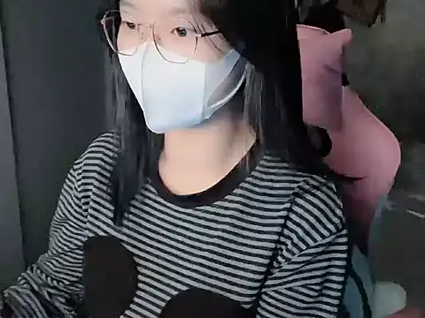 Snapshot of Hellen2999 chatting on 20, 11, 2025 Hellen2999 online show from 20, 11, 2025