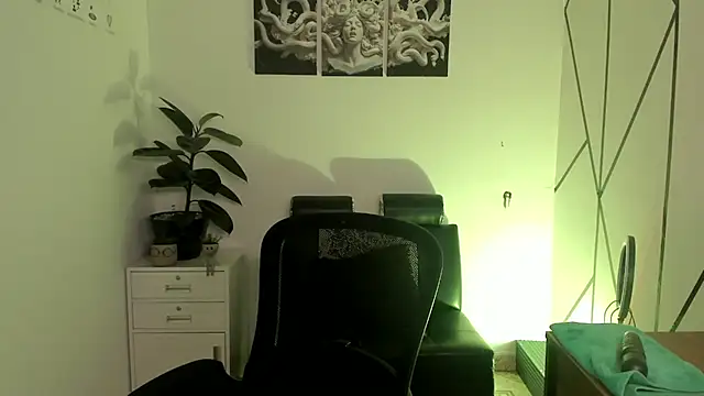 James Adams 01 online show from 27, 11, 2025