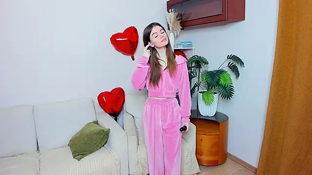 AngelesBenitz online show from 13, 2, 2026