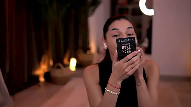 LuvCaprice online show from 9, 2, 2026