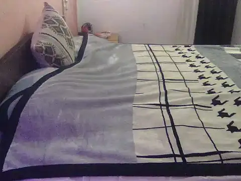 raveena hot online show from 28, 3, 2026