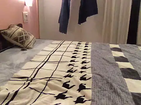 raveena hot online show from 3, 4, 2026