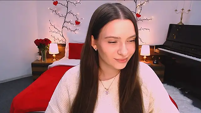 Snapshot of charming_berry chatting on 25, 11, 2025 charming berry online show from 25, 11, 2025