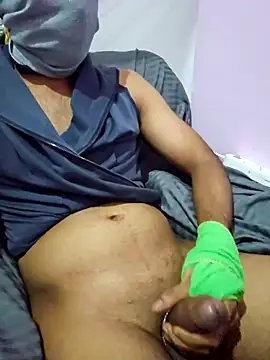 Chiplikk6009 online show from 26, 11, 2025