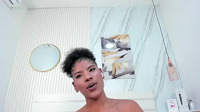 Afro Luna online show from 30, 11, 2025