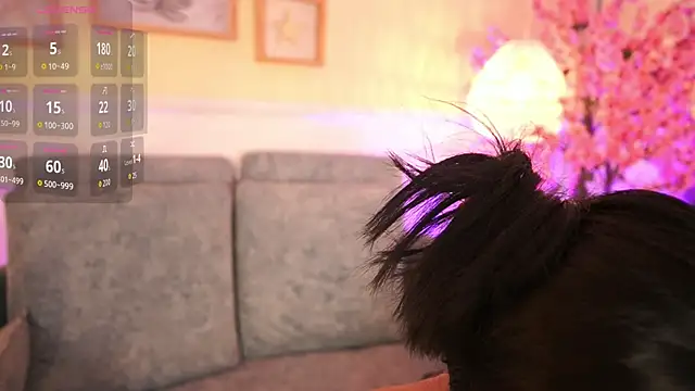 MeganLowell online show from 15, 4, 2026