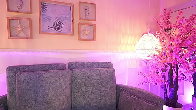 MeganLowell online show from 7, 2, 2026