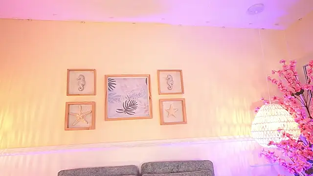 MeganLowell online show from 6, 4, 2026