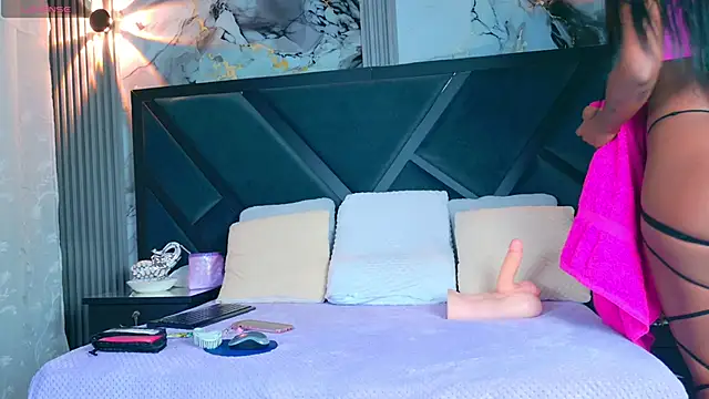 SofiaCopper online show from 10, 2, 2026