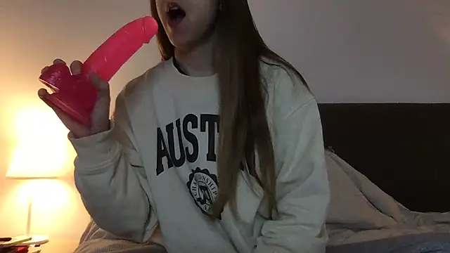 Martimartinaxx online show from 5, 3, 2026