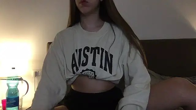 Snapshot of Martimartinaxx chatting on 24, 5, 2026 Martimartinaxx online show from 24, 5, 2026