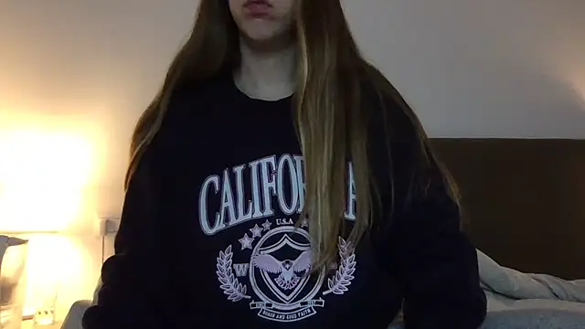Snapshot of Martimartinaxx chatting on 16, 3, 2026 Martimartinaxx online show from 16, 3, 2026