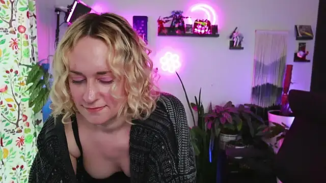 xzoeyryanx online show from 14, 4, 2026