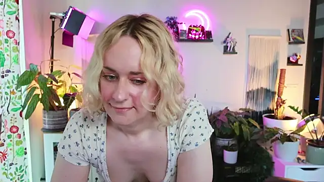 xzoeyryanx online show from 4, 4, 2026