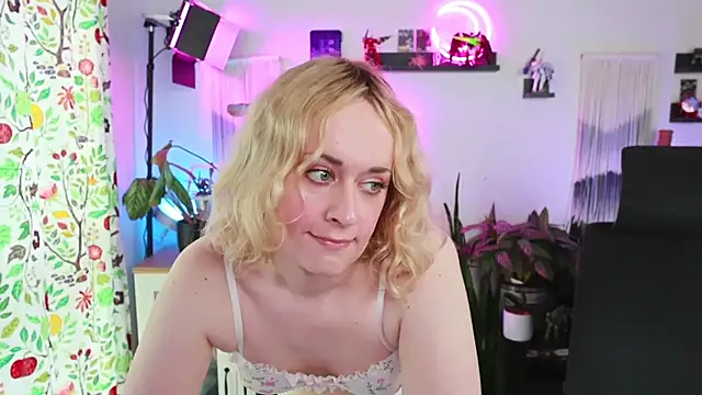 xzoeyryanx online show from 15, 5, 2026