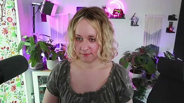 Snapshot of xzoeyryanx chatting on 4, 7, 2026 xzoeyryanx online show from 4, 7, 2026