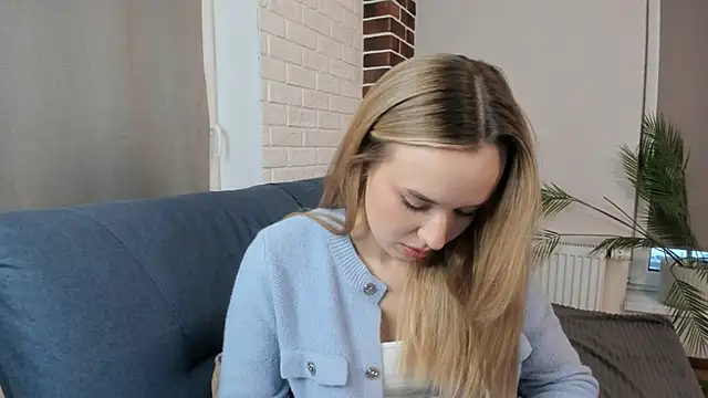 KristleKirst online show from 24, 11, 2025