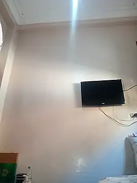 fati35flou online show from 25, 3, 2026