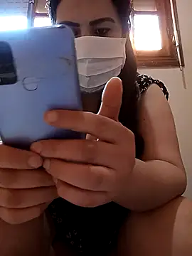 fati35flou online show from 4, 4, 2026