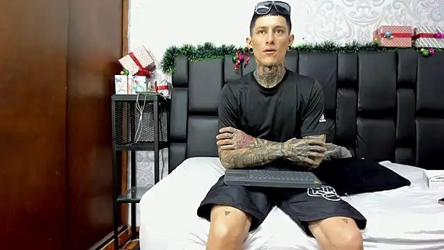 RileyNora online show from 26, 11, 2025