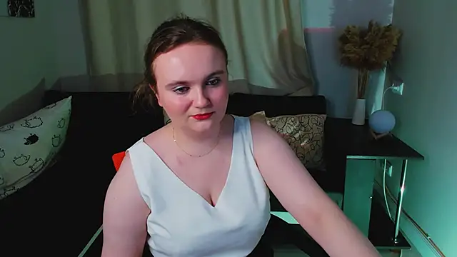 Snapshot of TerryAstra chatting on 26, 11, 2025 TerryAstra online show from 26, 11, 2025