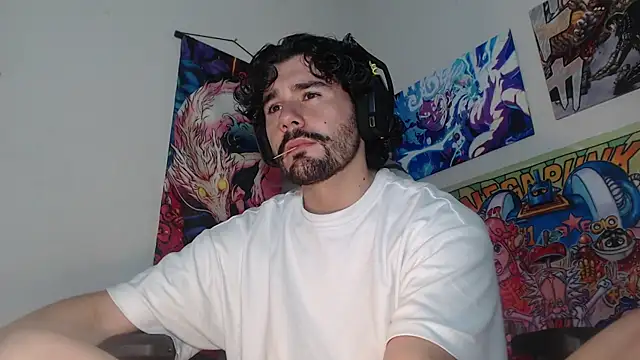 LuciferSantoryu online show from 11, 4, 2026