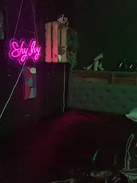 Shy-Ivy online show from 9, 4, 2026