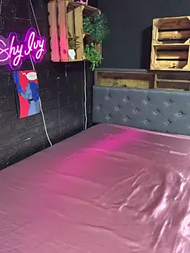 Shy-Ivy online show from 11, 1, 2026