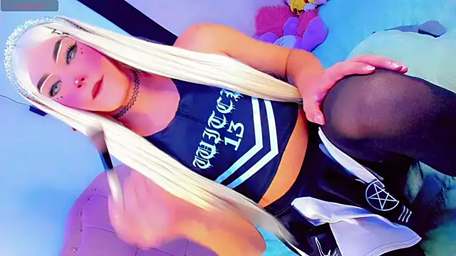 Shiaki 04 online show from 13, 6, 2026