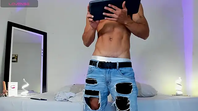 blorelopez online show from 17, 6, 2026