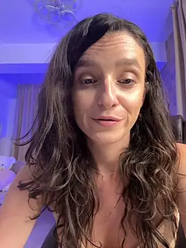 Snapshot of AnnaHarperX chatting on 9, 9, 2025 AnnaHarperX online show from 9, 9, 2025