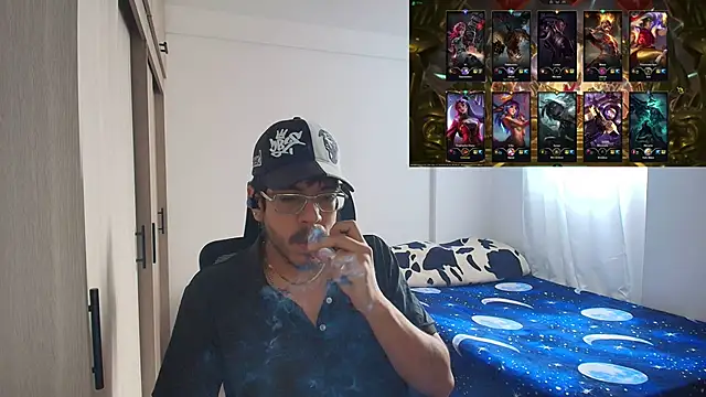 Snapshot of naitt_ chatting on 27, 11, 2025 naitt online show from 27, 11, 2025