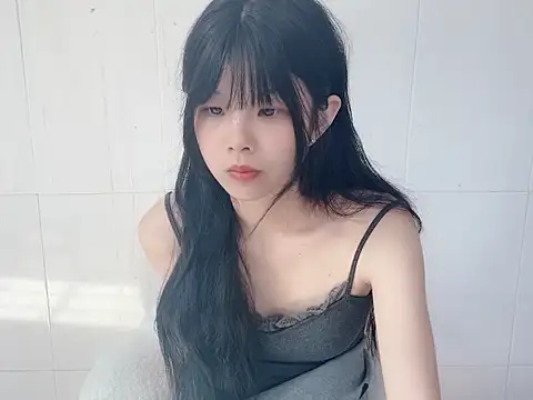 Snapshot of bunny-- chatting on 27, 11, 2025 bunny-- online show from 27, 11, 2025