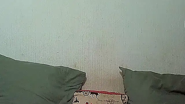 BrunetteNaomi8 online show from 20, 4, 2026