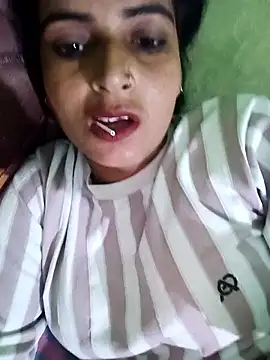 Sexy bigg online show from 18, 3, 2026