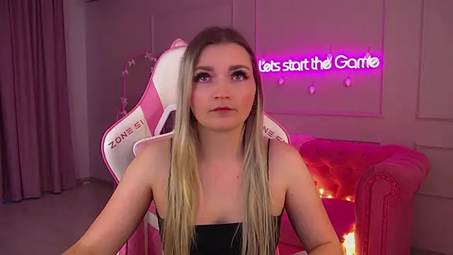 AnnyRaii online show from 16, 12, 2025