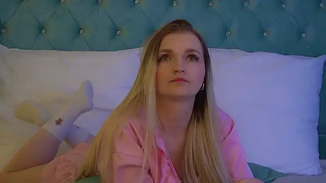 AnnyRaii online show from 27, 2, 2026