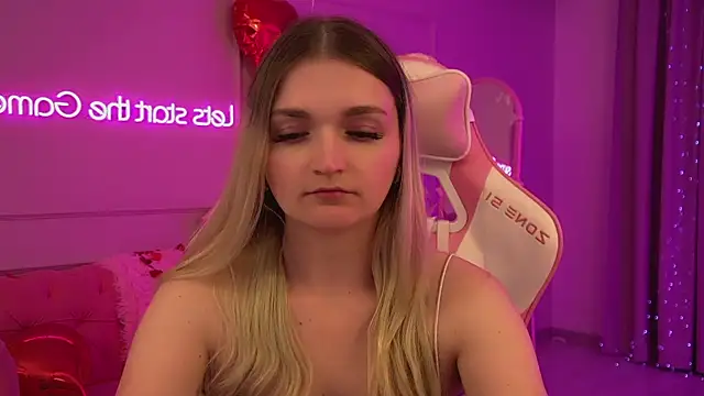 AnnyRaii online show from 13, 2, 2026