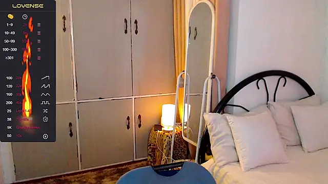 Snapshot of SquirtyLillyx chatting on 29, 11, 2025 SquirtyLillyx online show from 29, 11, 2025