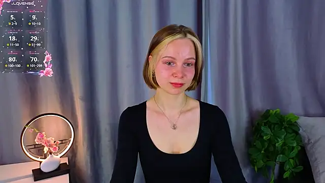 UmbraVelour online show from 5, 2, 2026