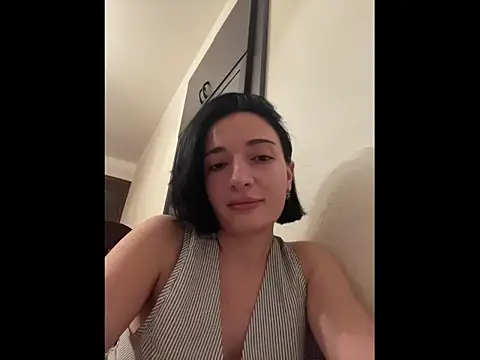 Pineapple online show from 21, 11, 2025