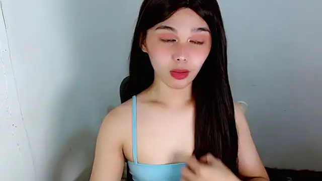 sluttyLeila online show from 4, 12, 2025